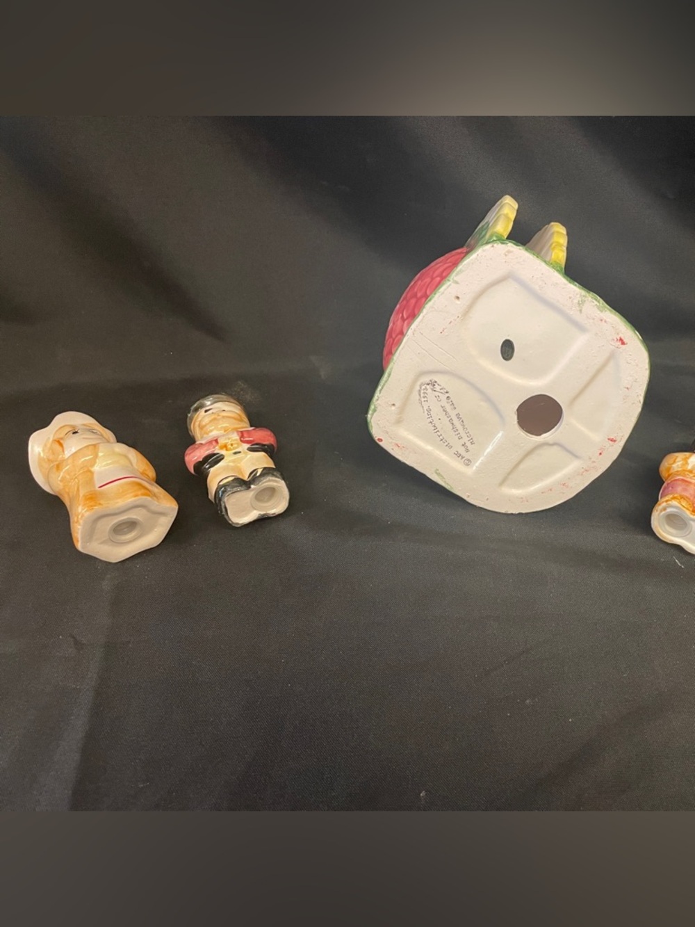 Vintage 5 Pc Thanksgiving Table Set Turkey Napkin Holder, Salt & Pepper Shakers - Picture 3 of 11